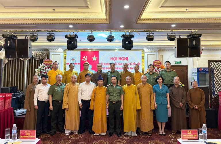 z7061774577827_27232b55d9c222d5d946cac76839f2a0